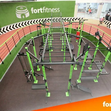 Apartment In Cambridge With Pool