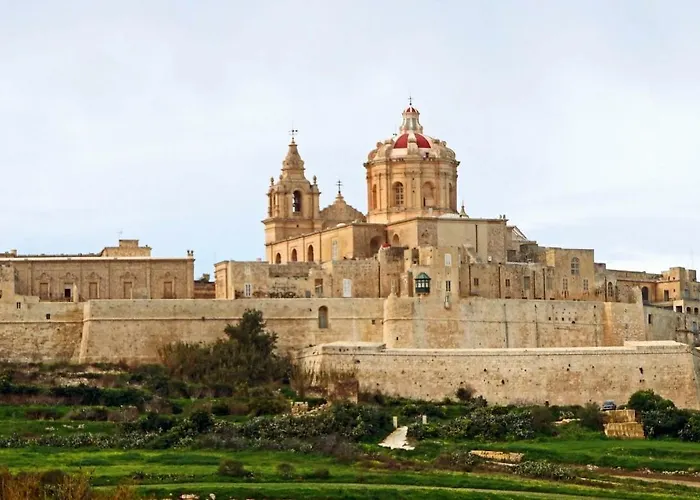 In Cambridge With Pool Apartment *